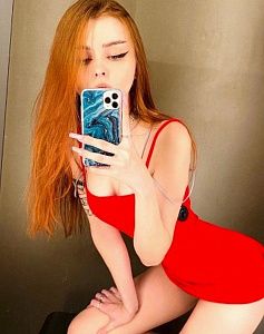 Юля — эротические фото