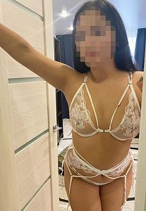 Юля — эротические фото