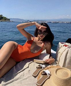 Детализированные фото и отзывы Диана