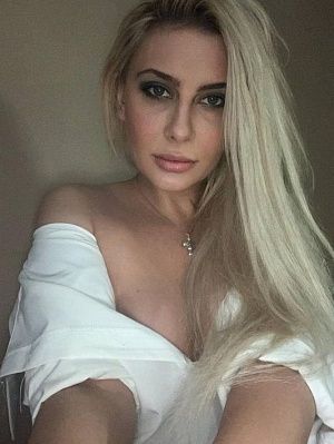 Фото Адель, 27 лет