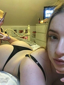 Настя — эротические фото