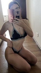 Девушка Анюта, фото и отзывы